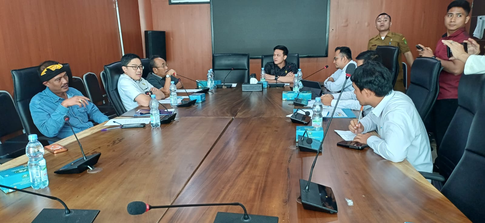 PLN Mengaku Defisit Listrik, DPRD Medan Soroti Pencurian Arus Ribuan Rumah di Lahan Garapan